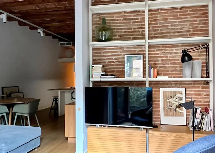 Spacious And Cozy דירה *